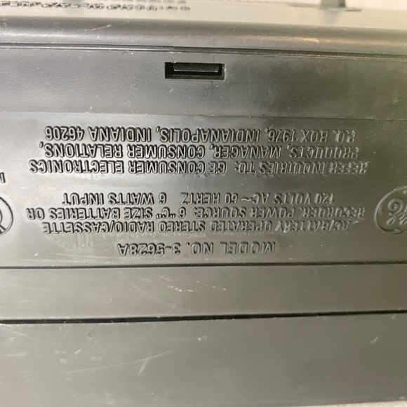 Vintage General Electric AM/FM Stereo/Cassette Recorder 3-5628A Tested Working - Picture 15 of 16